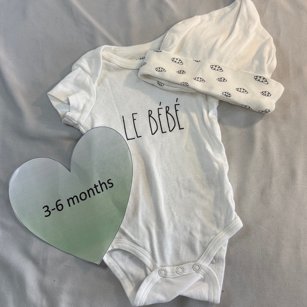 Rae Dunn - White Le Bebe Baby Short Sleeve Onesie top and hat set